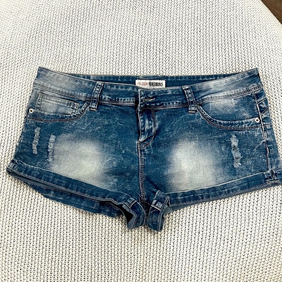 Guess Distressed Jean Shorts - Picture 1 of 11